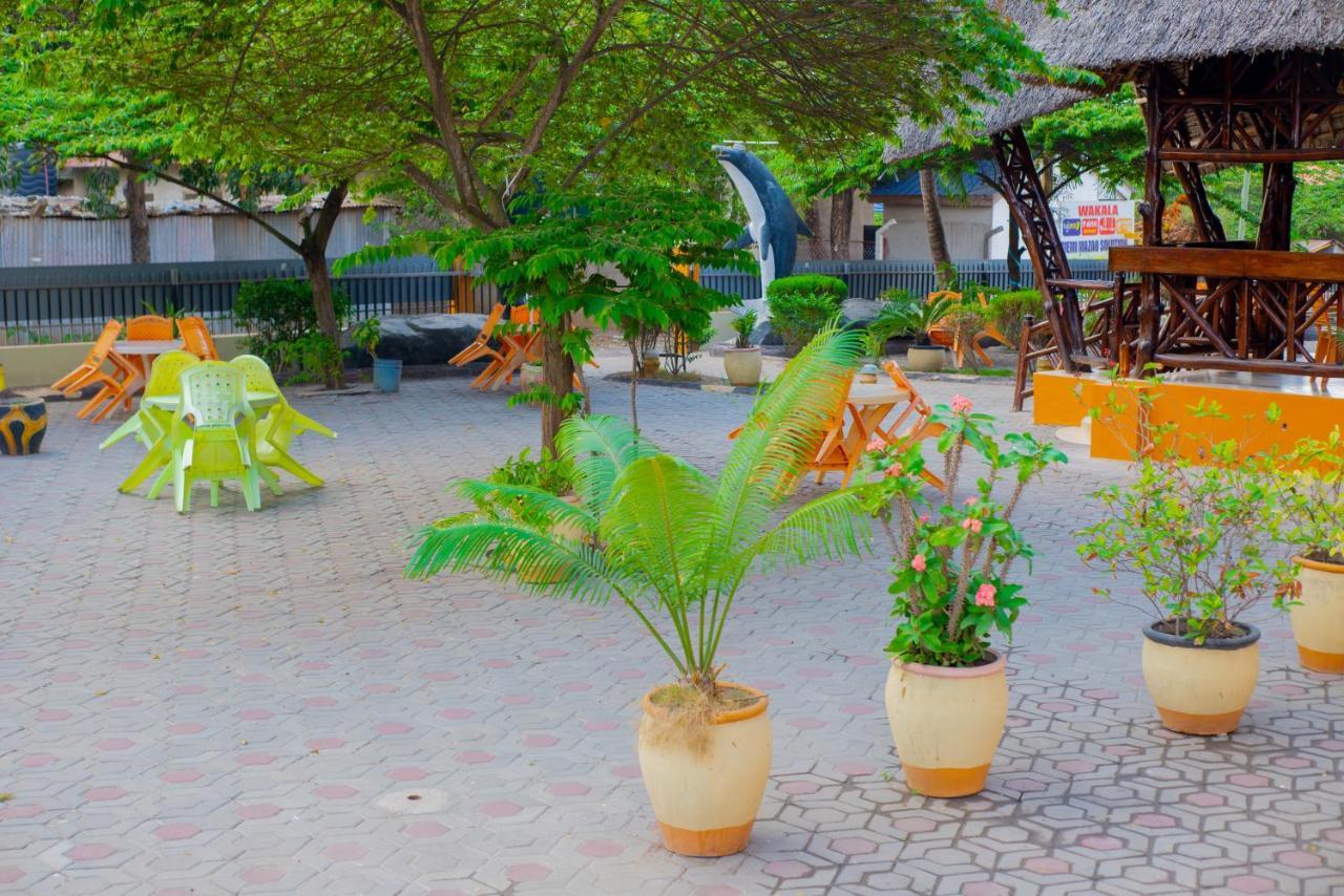 Flamingo Hotel Kinyerezi Darüsselam Dış mekan fotoğraf