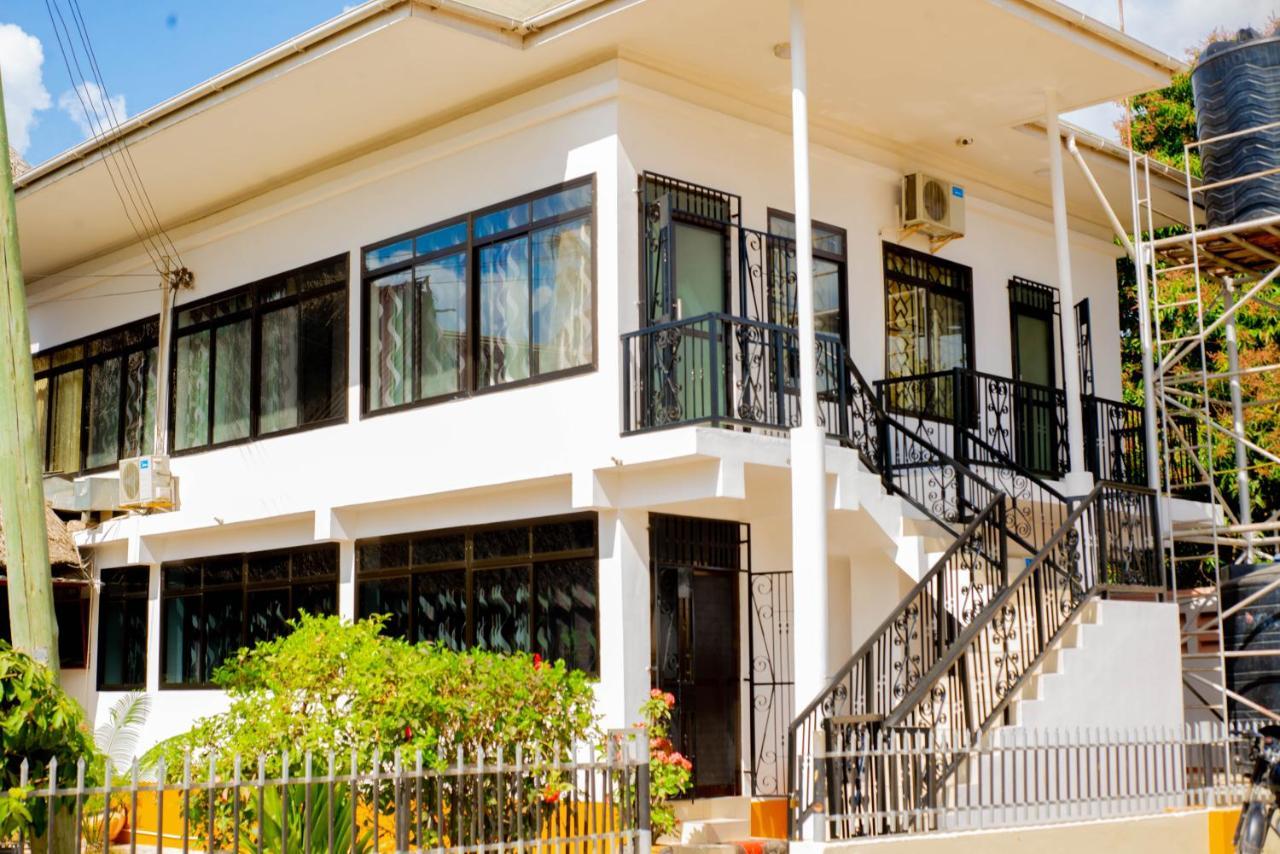 Flamingo Hotel Kinyerezi Darüsselam Dış mekan fotoğraf
